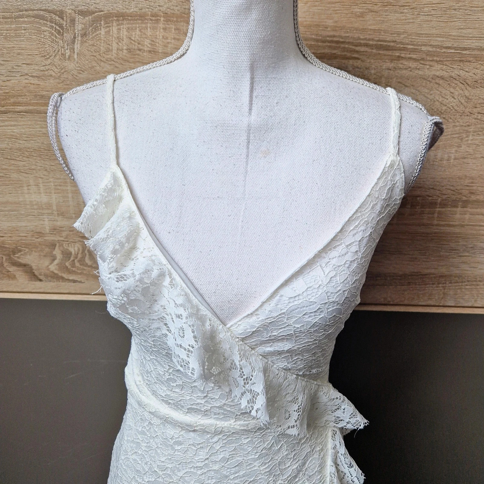 Vestido de renda carteira Jennyfer Tamanho S – photo 2